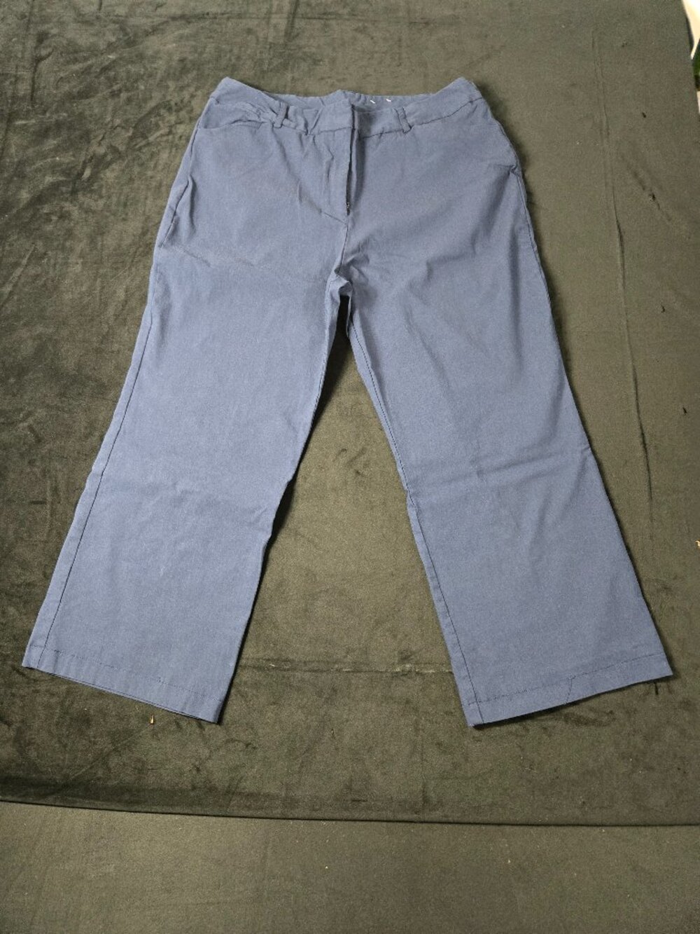 Time and Tru Women's 18 Average Blue Cove Pull-On Straight Pants NWOT